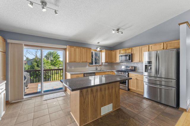 127 Bluestem Avenue, Shakopee, MN 55379