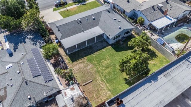 19233 Napa, Northridge, CA 91324