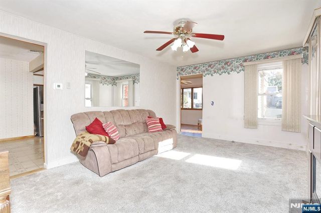 128 9th Avenue, Hawthorne, NJ 07506