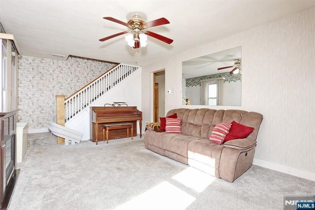 128 9th Avenue, Hawthorne, NJ 07506