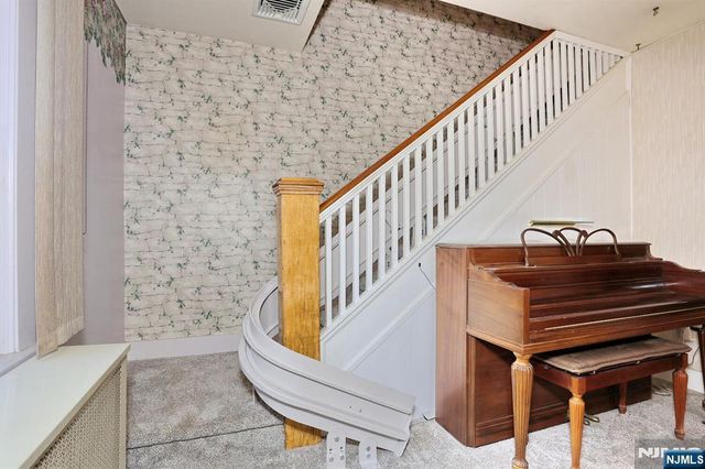 128 9th Avenue, Hawthorne, NJ 07506