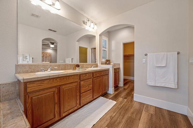 3530 Coyote Rd, West Sacramento, CA 95691