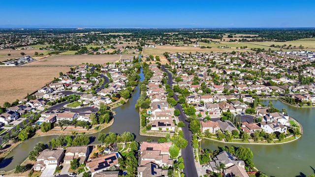 3530 Coyote Rd, West Sacramento, CA 95691