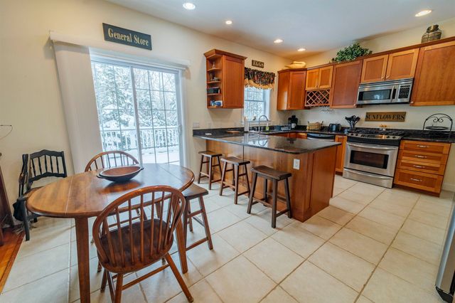 1 Lower Highlands Road, Dover, VT 05356