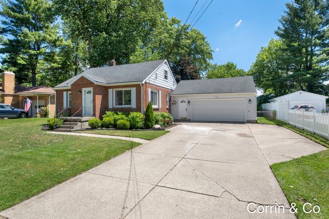 1330 Covell Avenue NW, Grand Rapids, MI 49504