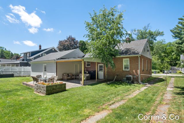 1330 Covell Avenue NW, Grand Rapids, MI 49504