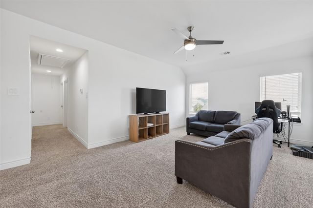 963 Youth Water Road, Montgomery, TX 77316