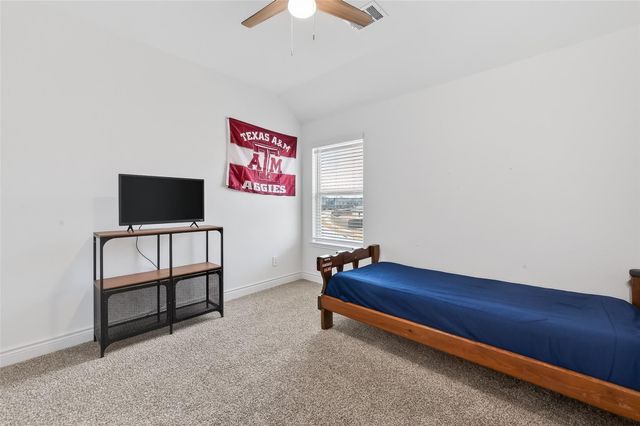 963 Youth Water Road, Montgomery, TX 77316