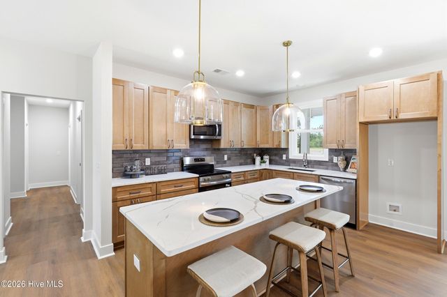 4892 Streamwood Circle, Shallotte, NC 28470