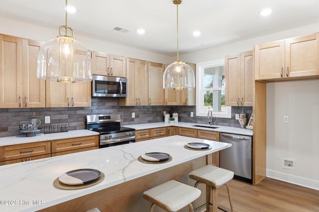 4892 Streamwood Circle, Shallotte, NC 28470