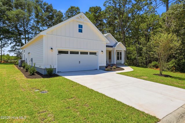 4892 Streamwood Circle, Shallotte, NC 28470