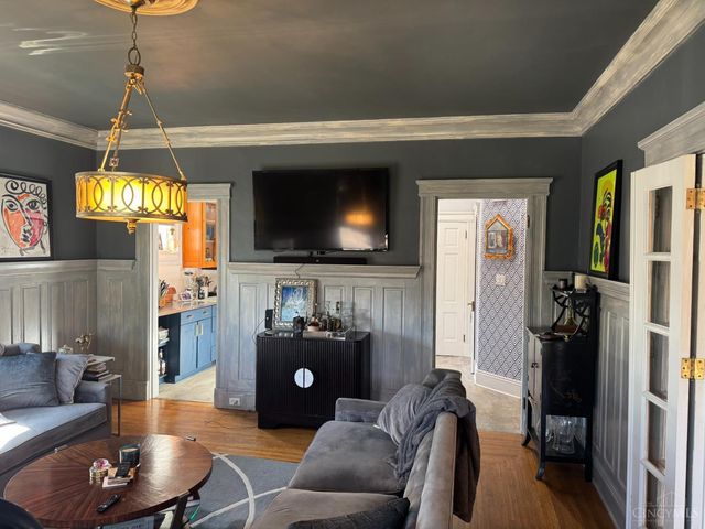 967 Marion Avenue, Cincinnati, OH 45229