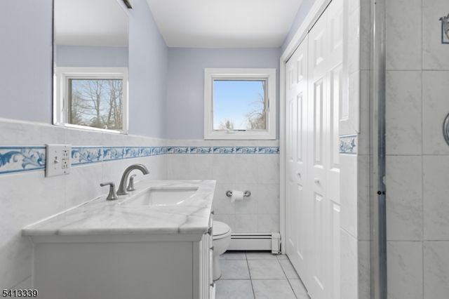 5 Ferndale Rd, Wayne Twp., NJ 07470