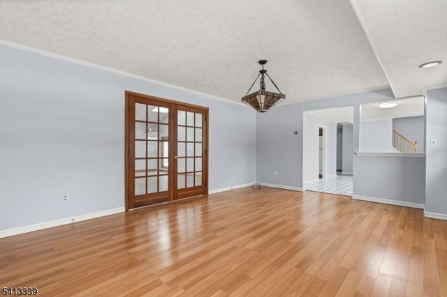 5 Ferndale Rd, Wayne Twp., NJ 07470