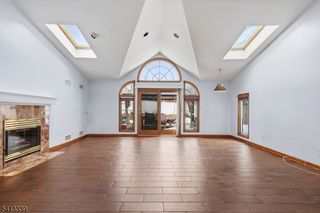 5 Ferndale Rd, Wayne Twp., NJ 07470