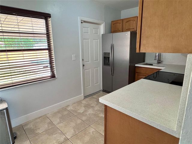 1375 NE 130th St, North Miami, FL 33161