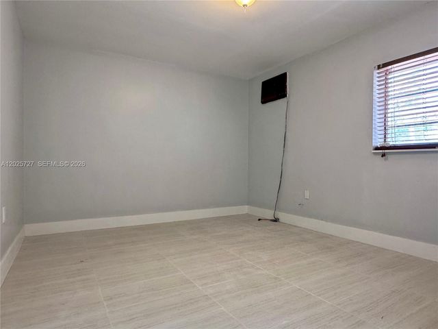 1375 NE 130th St, North Miami, FL 33161