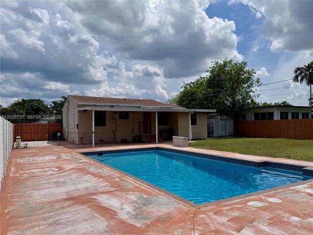 1375 NE 130th St, North Miami, FL 33161