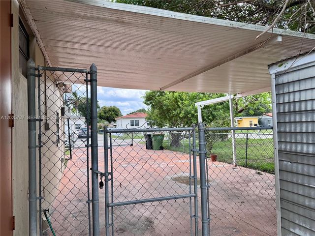 1375 NE 130th St, North Miami, FL 33161