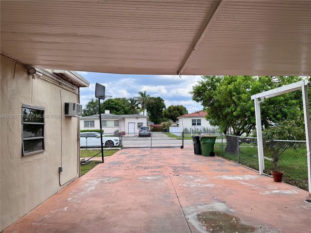 1375 NE 130th St, North Miami, FL 33161
