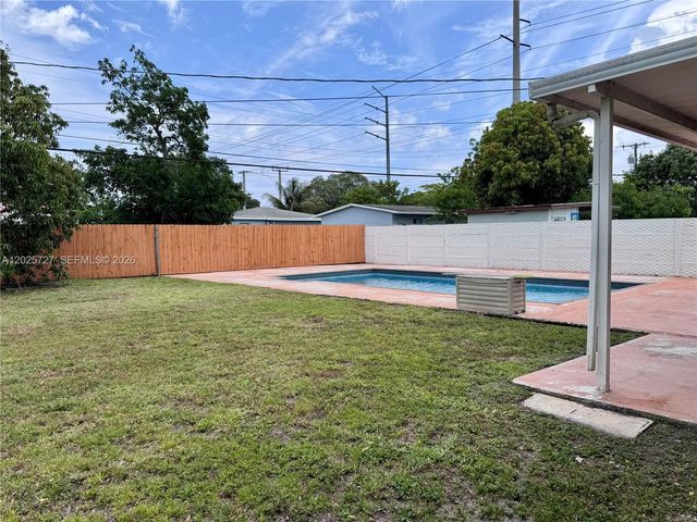 1375 NE 130th St, North Miami, FL 33161