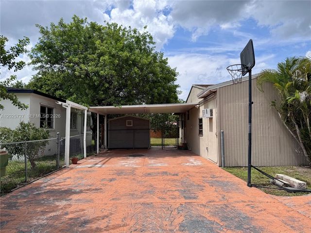 1375 NE 130th St, North Miami, FL 33161