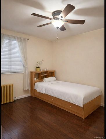 218-09 73 Avenue 1, Bayside, NY 11364