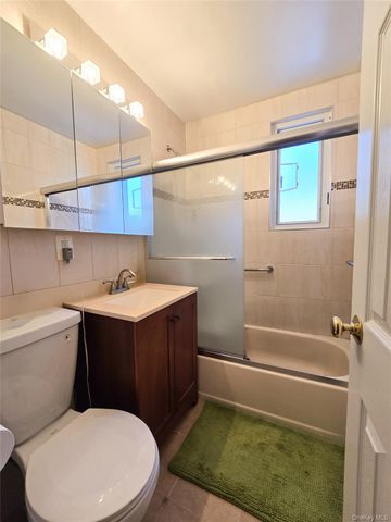 218-09 73 Avenue 1, Bayside, NY 11364