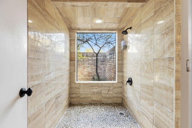 15703 Winding Moss Drive, Houston, TX 77068