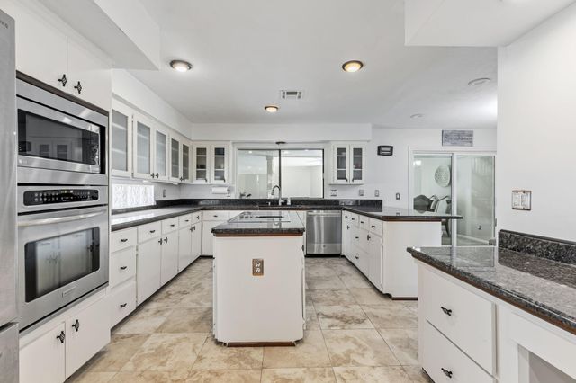 15703 Winding Moss Drive, Houston, TX 77068