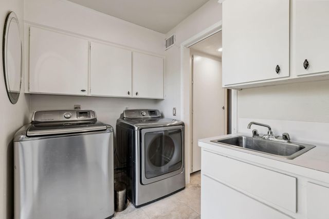 15703 Winding Moss Drive, Houston, TX 77068