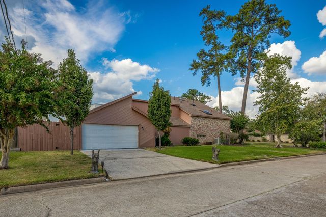 15703 Winding Moss Drive, Houston, TX 77068