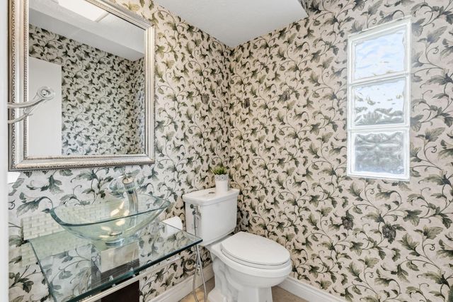 15703 Winding Moss Drive, Houston, TX 77068