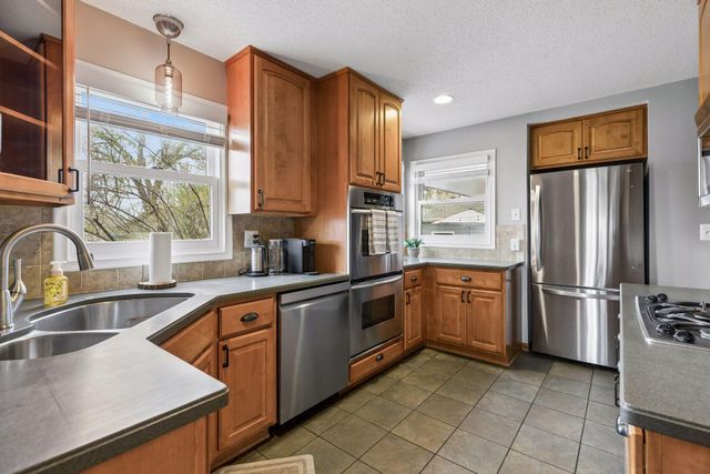 1963 Yorkshire Court, Saint Paul, MN 55116