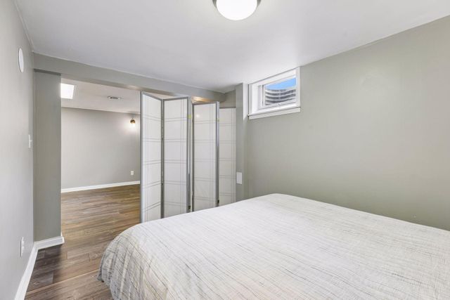 1963 Yorkshire Court, Saint Paul, MN 55116