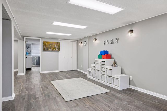 1963 Yorkshire Court, Saint Paul, MN 55116