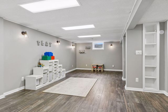 1963 Yorkshire Court, Saint Paul, MN 55116