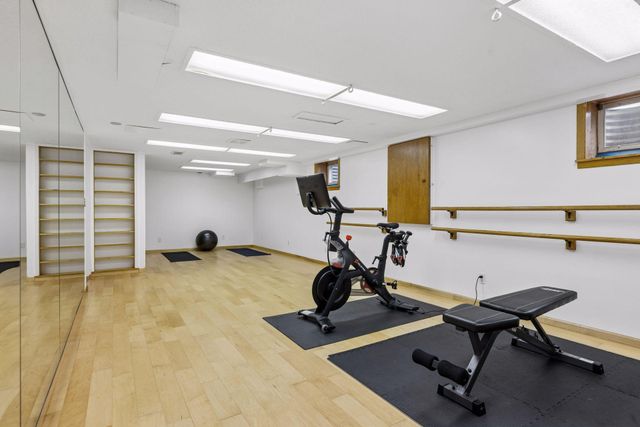 1963 Yorkshire Court, Saint Paul, MN 55116