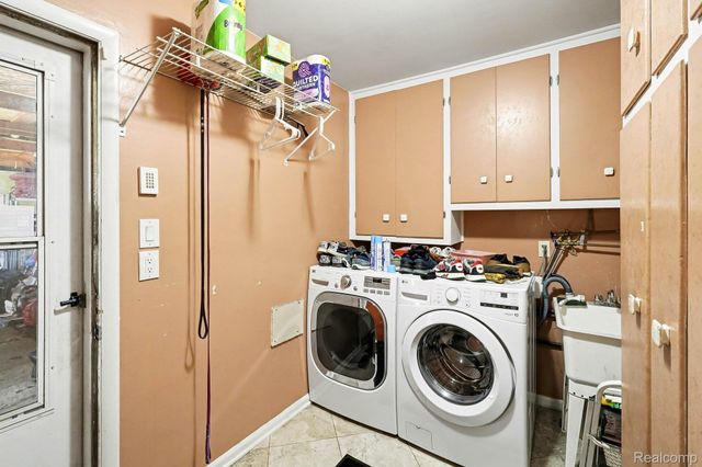 6341 Waldon Road, Independence Charter Township, MI 48346