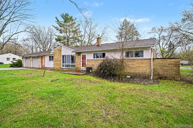 6341 Waldon Road, Independence Charter Township, MI 48346