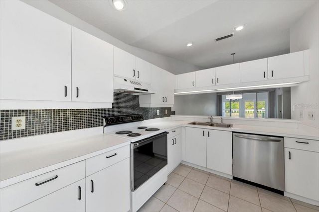 1288 SPOONBILL LANDINGS CIRCLE, Bradenton, FL 34209