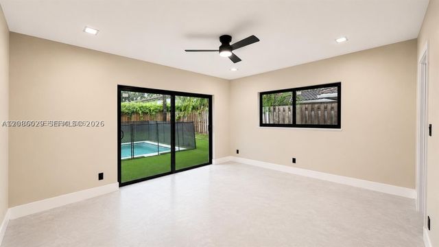 2765 NE 35th Dr, Fort Lauderdale, FL 33308