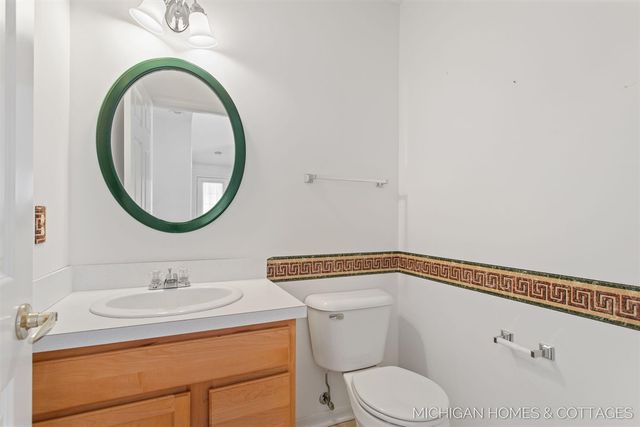 2735 Sandpiper Lane, Holland, MI 49424