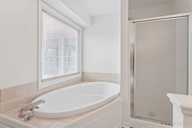 2735 Sandpiper Lane, Holland, MI 49424