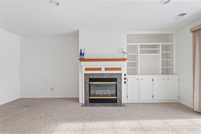 2735 Sandpiper Lane, Holland, MI 49424