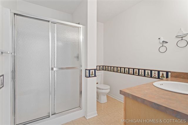 2735 Sandpiper Lane, Holland, MI 49424