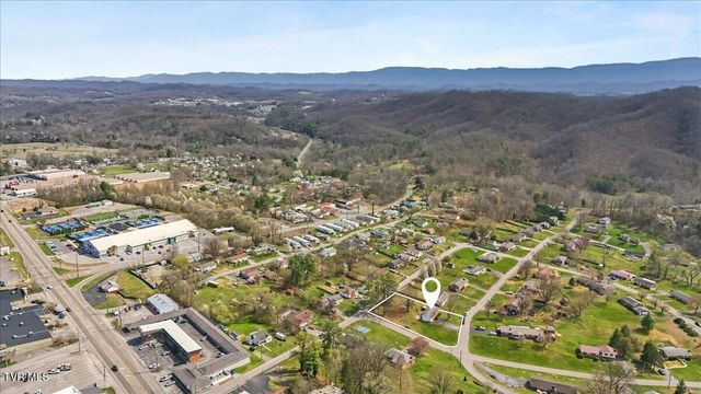 208 Lynfield Road, Bristol, TN 37620