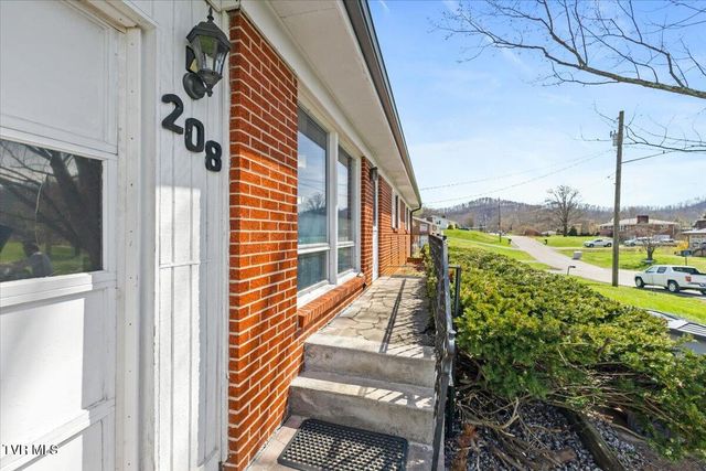 208 Lynfield Road, Bristol, TN 37620