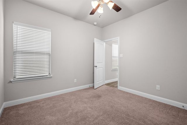 119 Happy Lane, Red Oak, TX 75154