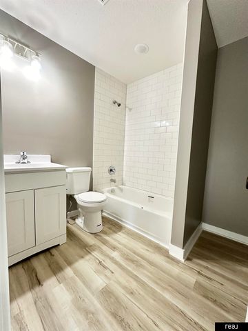 541 Mill Street, Council Bluffs, IA 51503